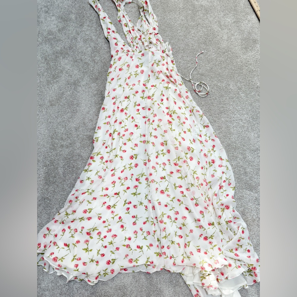 Reformation - Floral White Maxi Dress with Flutter Sleeves - size Small - NWOT - Picture 15 of 15
